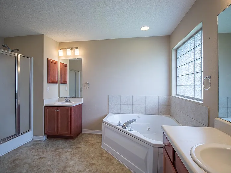 17161 Excalibur Cir — Photo 13