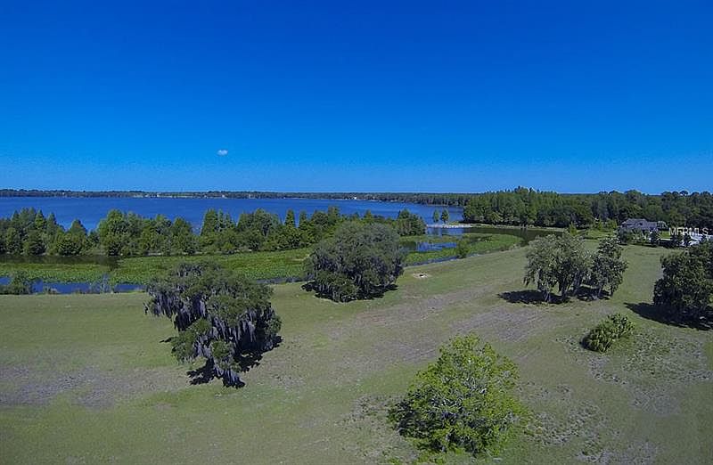 10742 Osprey Landing Way, New Home In Thonotosassa FL