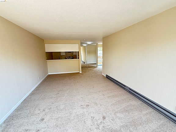 4th image of 260 Industrial Pkwy APT 38