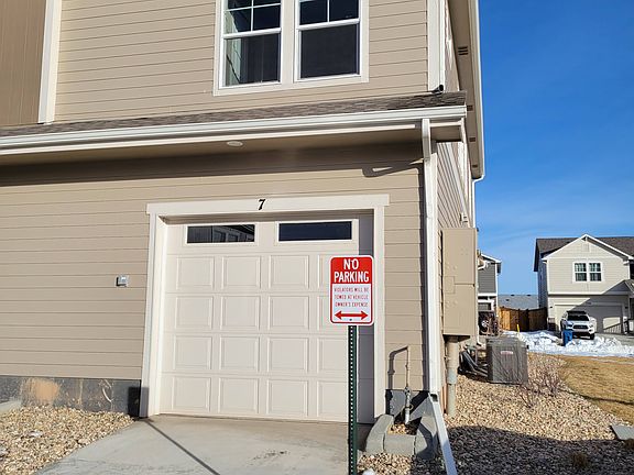 3rd image of 2473 Crown View Dr #7