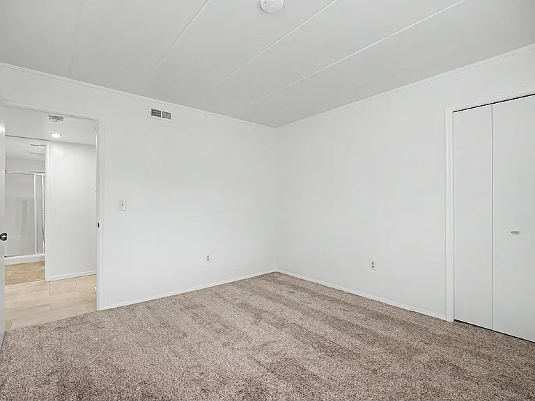 1610 Thunderbird Ln #63 — Photo 29