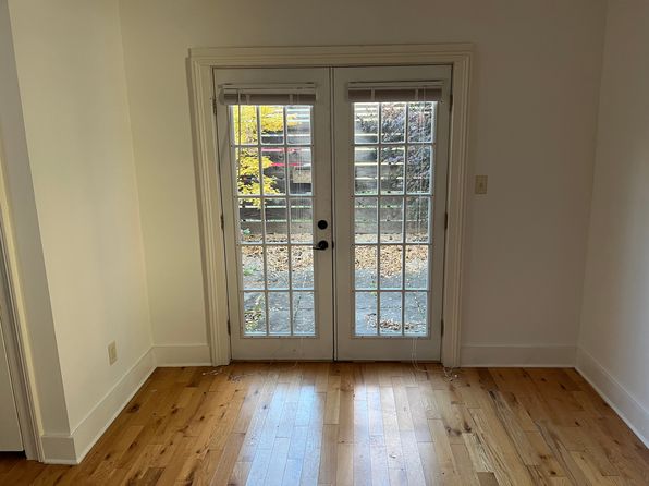 530 Prospect St #1, Hudson, NY 12534 – 1-bedroom rental in Hudson