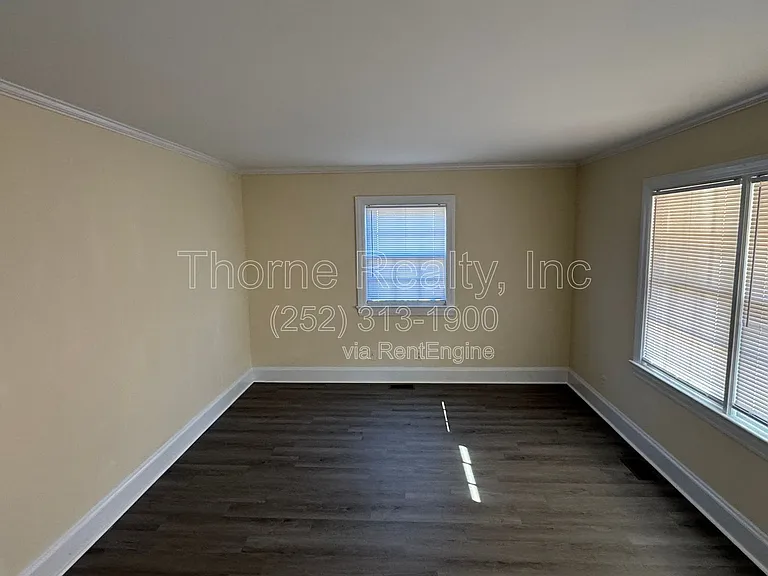 3924 Sunset Ave — Photo 2