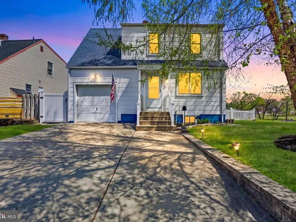 133 Oak Ave, Westville, NJ 08093