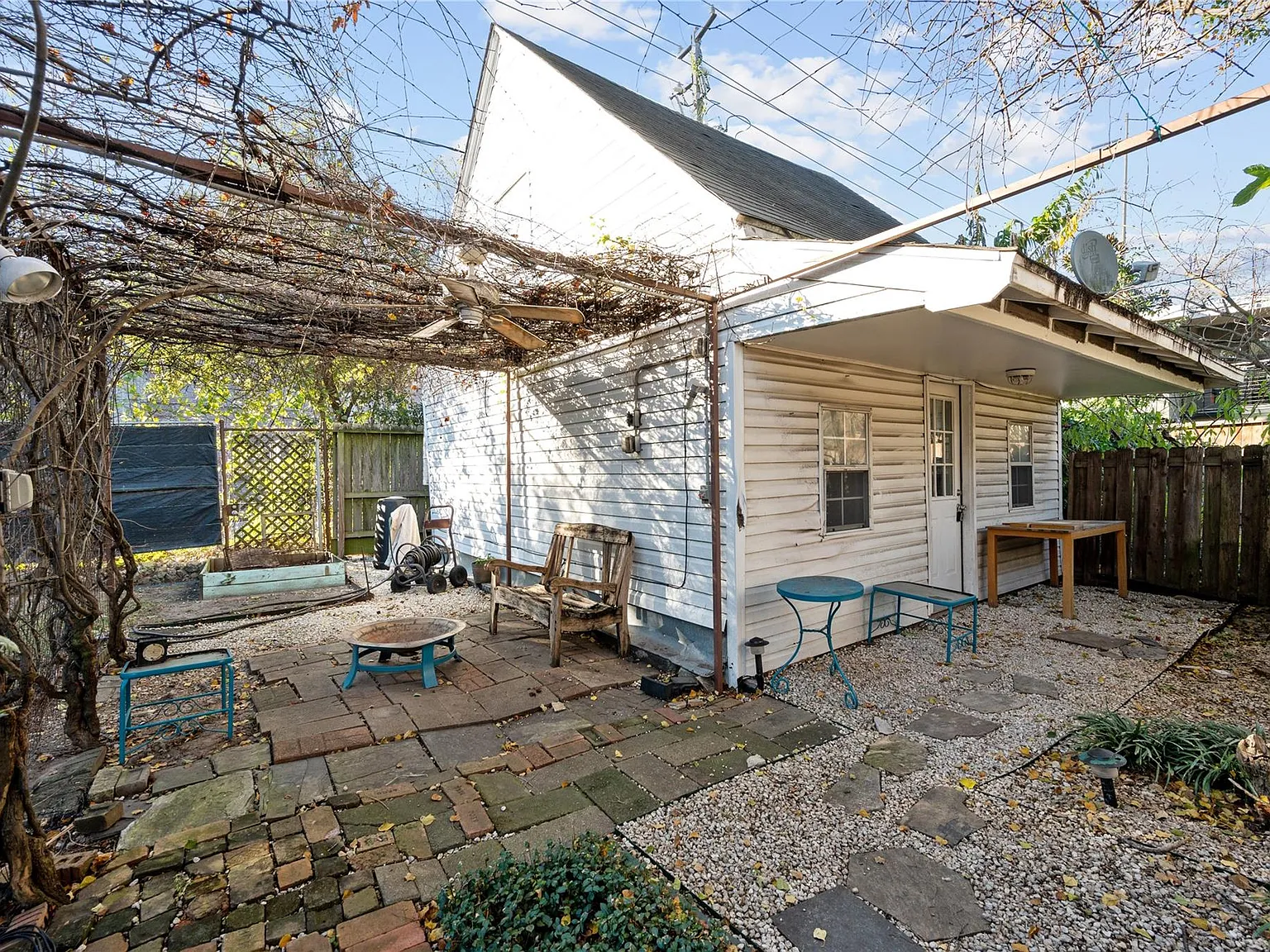 1 bed, 1.0 bath, 800 sqft, $1,250 — Photo 2