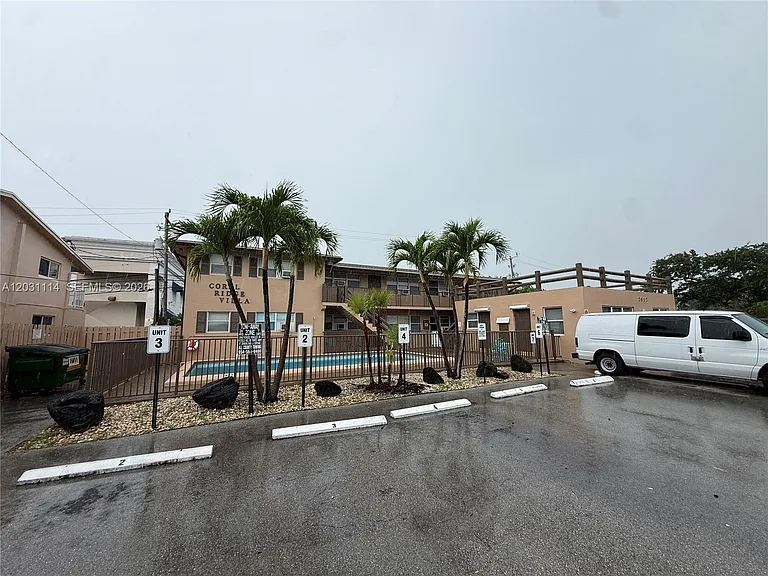 2917 Middle River Dr #2 — Photo 1