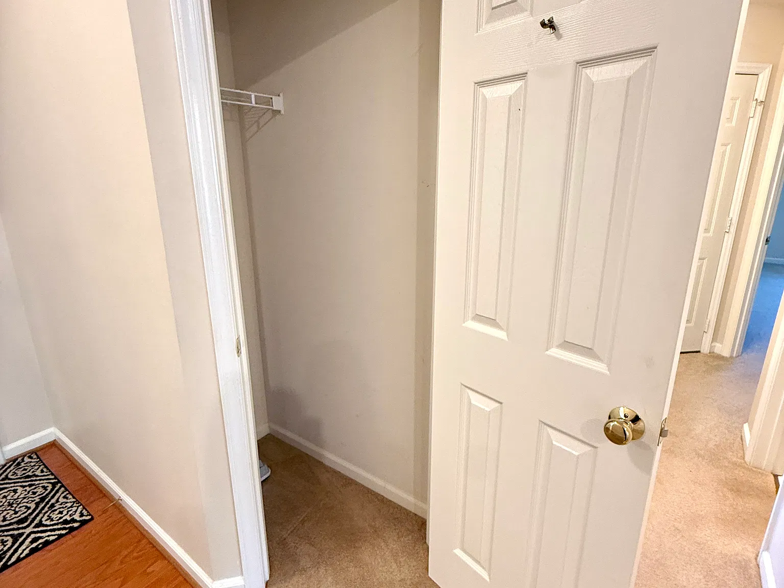 2 bed, 1379 sqft, $1,900 — Photo 4
