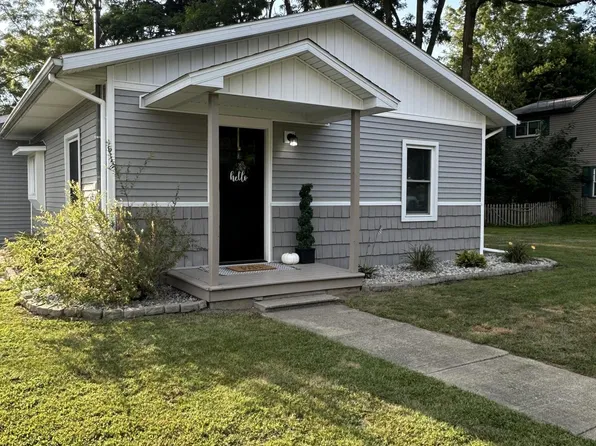 439 Wright St, Jonesville, MI 49250