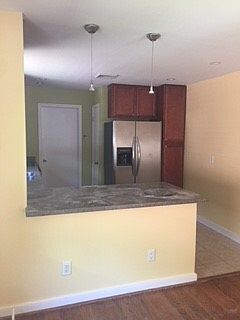 4th image of 4510 Patterson Ave