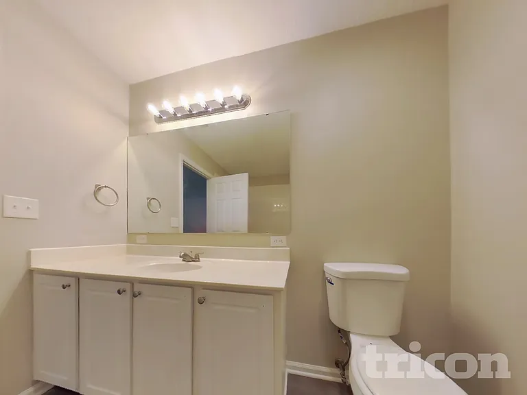 911 Pine Ridge Way — Photo 14
