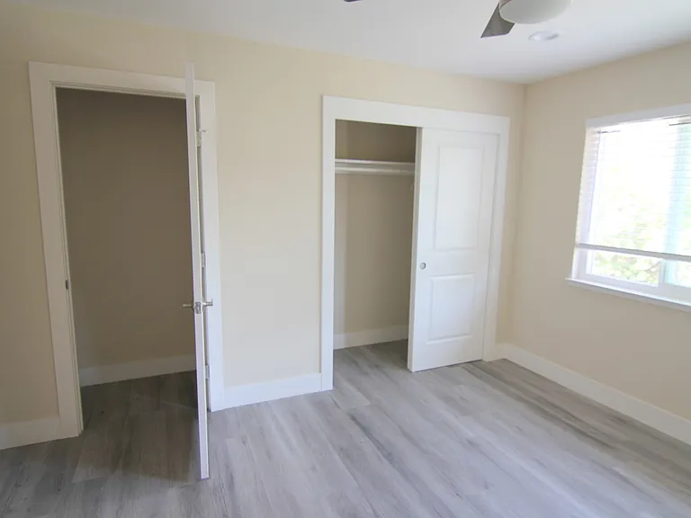 The Flats — Photo 7