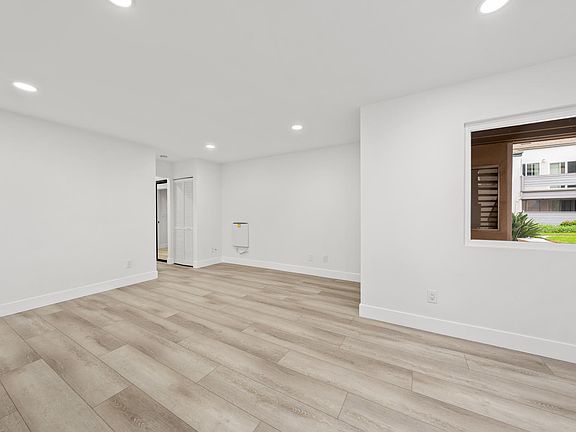5th image of 3234 Ashford St