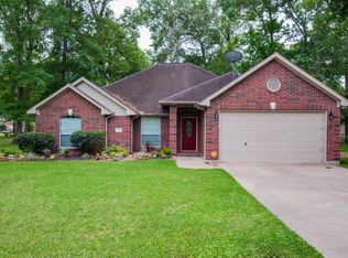 2819 Lake Breeze Ln, Crosby, TX 77532