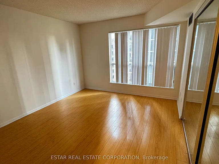7 Carlton St #1101 — Photo 5