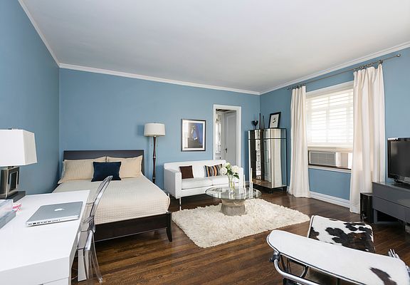 3rd image of 482 Hudson St #5B