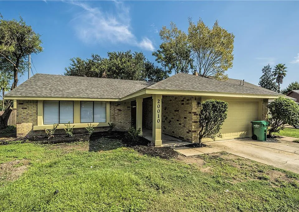 20010 Fort Dodge Dr