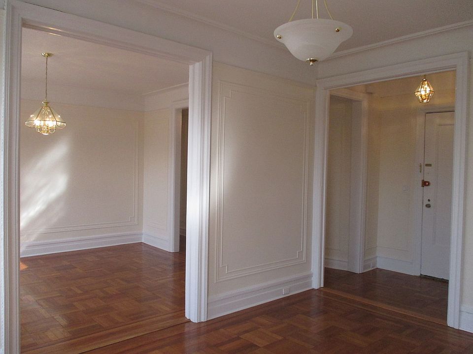 2nd image of 575 3rd St APT 4B