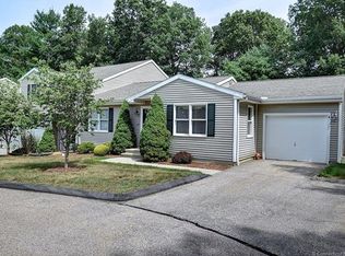 27 Apache Ln, Marlborough, CT 06447