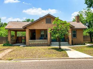 301 12th St, Ozona, TX 76943