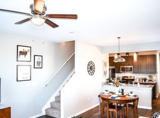 424 Black Feather Loop APT 10, Castle Rock, CO 80104