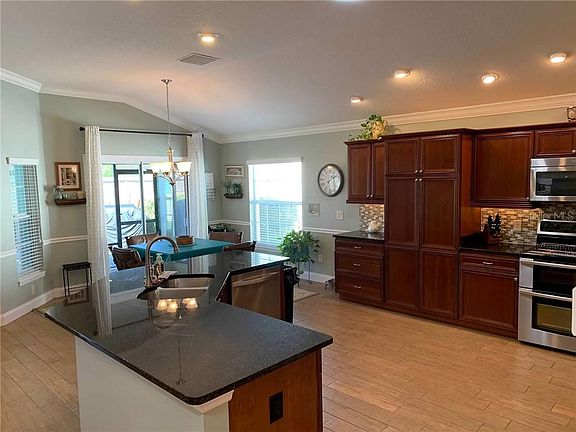 5th image of 1107 Hollyhock Way