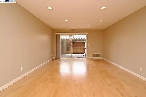 39843 Cedar Blvd #123 — Photo 5