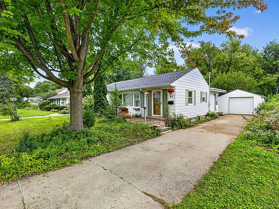 4th image of 65 Merlham Dr