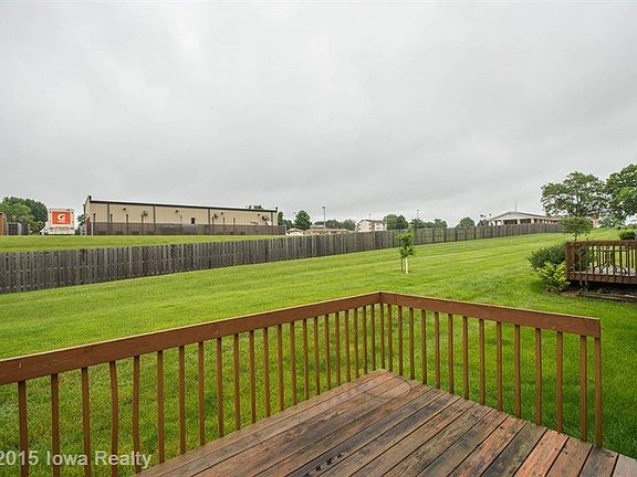 2nd image of 400-15 S 8th Ct