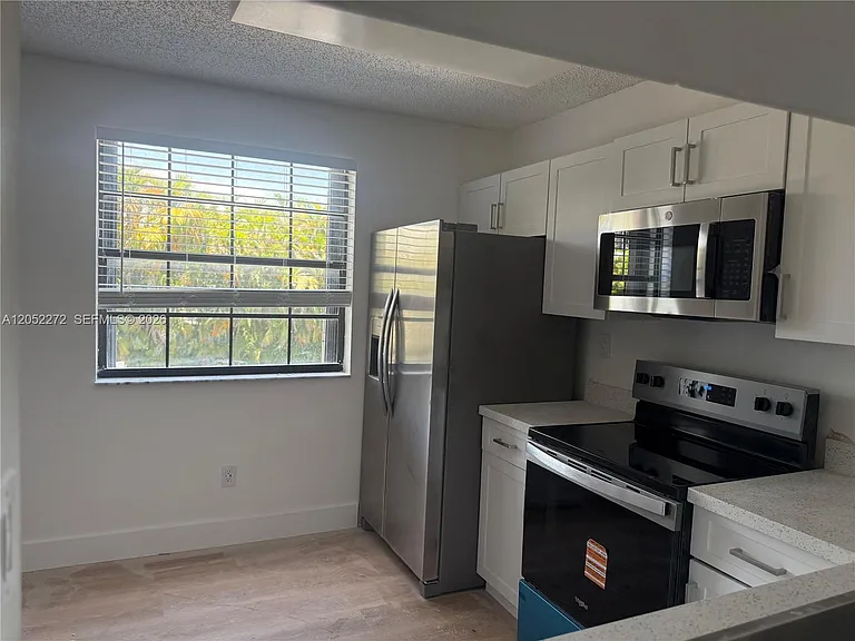 3553 Magellan Cir #317-1 — Photo 8