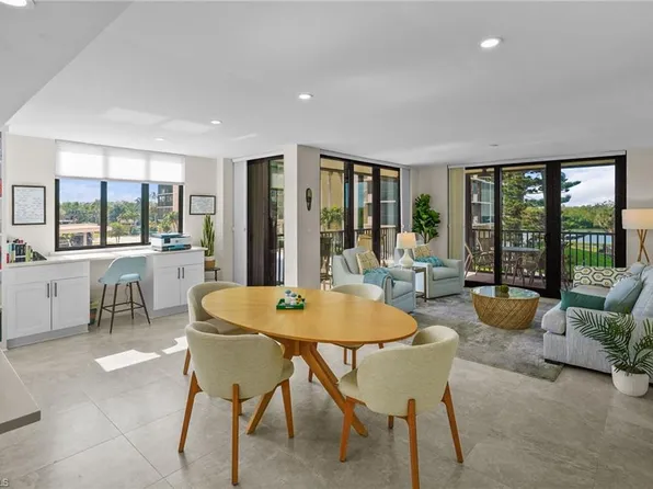 17 Bluebill AVE #101, NAPLES, FL 34108