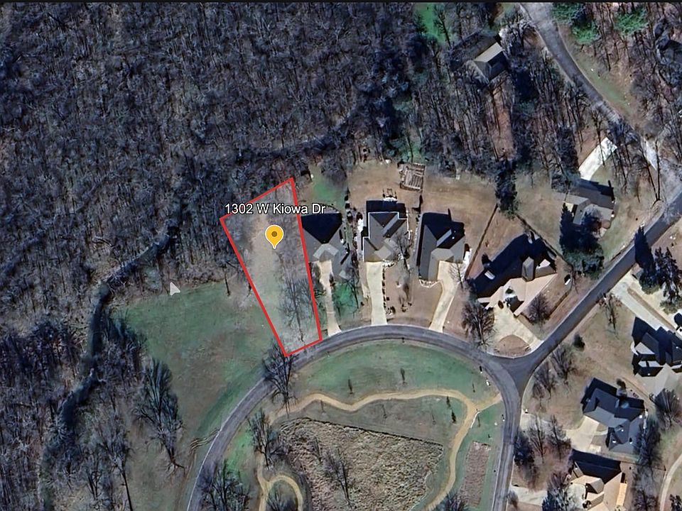 1st image of 1302 Kiowa Dr W