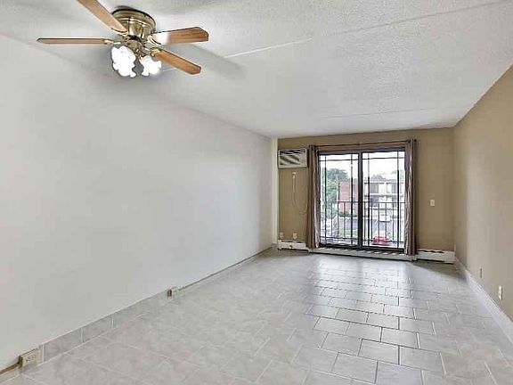 5th image of 1725 Rollins Ave SE #2B-1Ba
