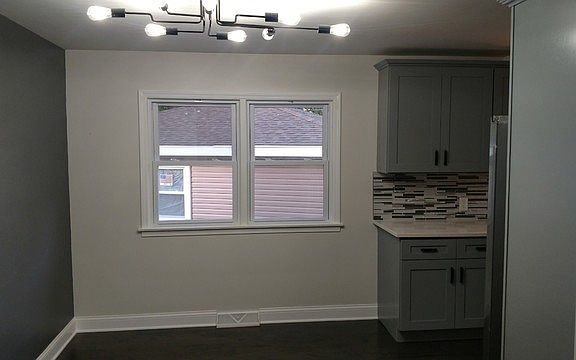 4th image of 16511 Shirley Ct