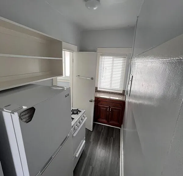 14 Wavecrest Ave #9 — Photo 4