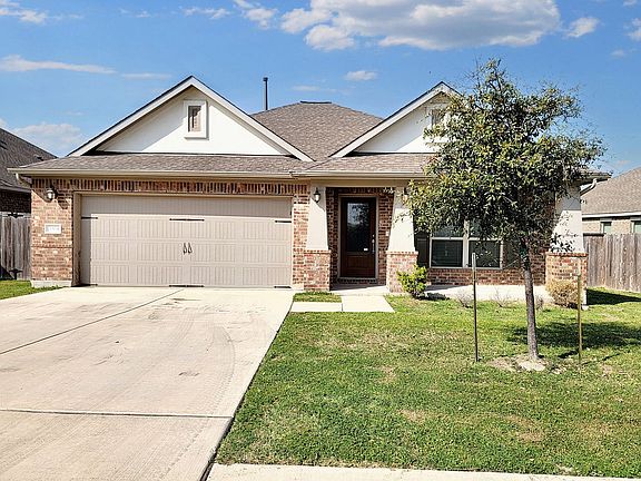 3rd image of 3304 Lauren Nicole Ln