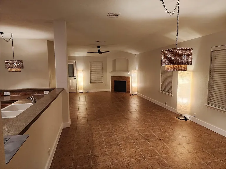 4519 Woodspring Glen Ln — Photo 41