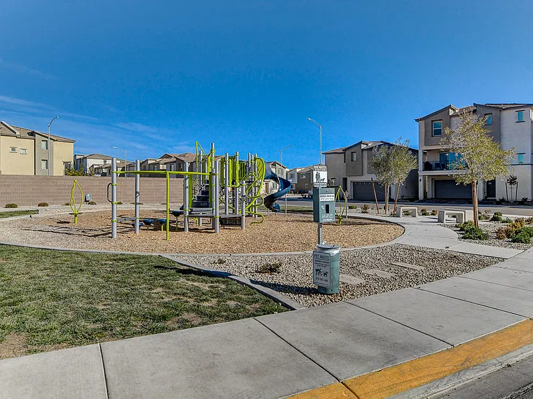 6924 Spicy Merlot St — Photo 44