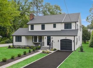 220 Orchard Place, Ridgewood, NJ 07450