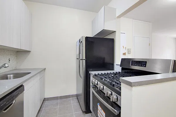 Rented by Citi Habitats | media 8
