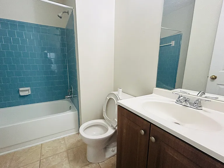 3198 Shadow Walk Ln — Photo 10