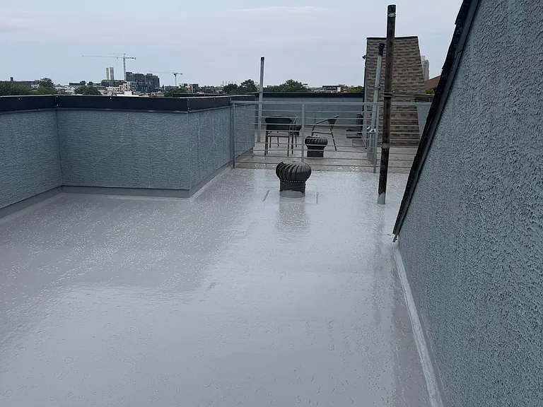 811 N Franklin St #3F — Photo 13