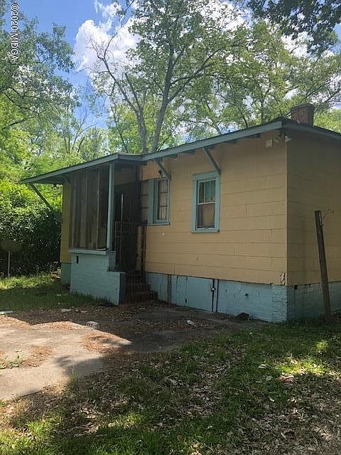 2nd image of 1130 Scotland Ave