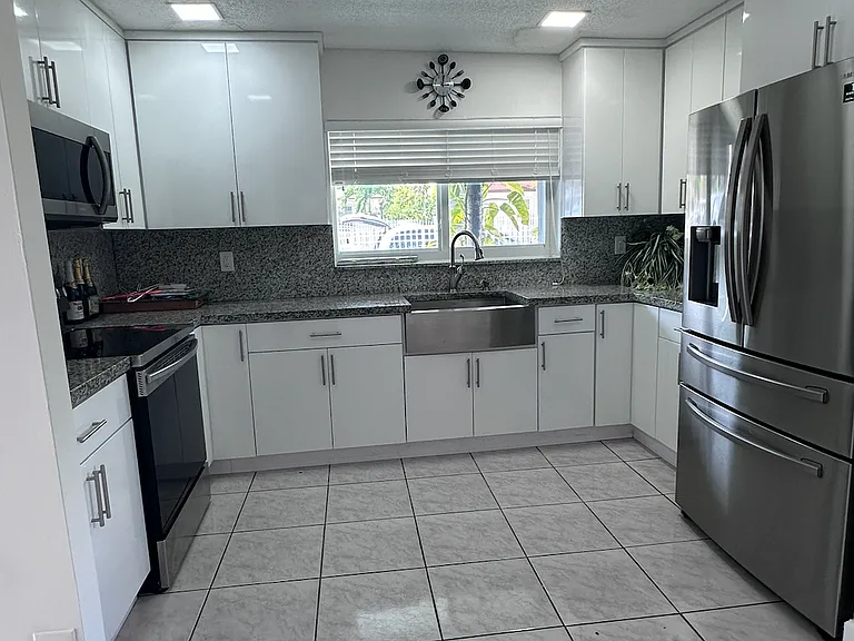 1864 NW 21st St #2 — Photo 9