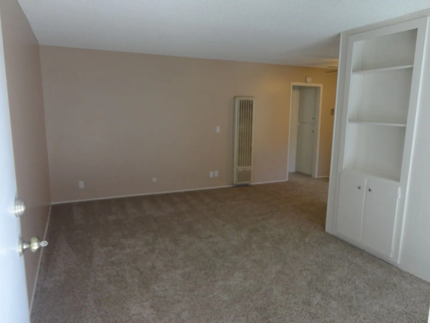 CLEV50 — Photo 2