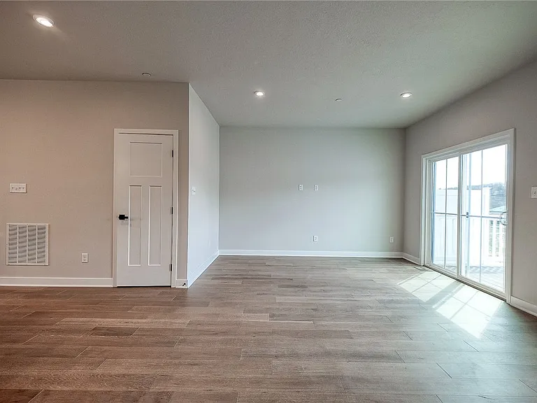 315 Telluride Ln — Photo 7