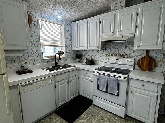 5th image of 6778 Tucan Street