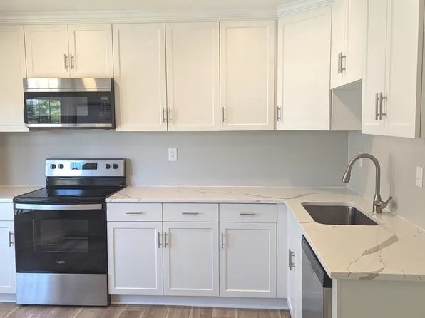 1469 Blockton Ct, Crofton, MD 21114