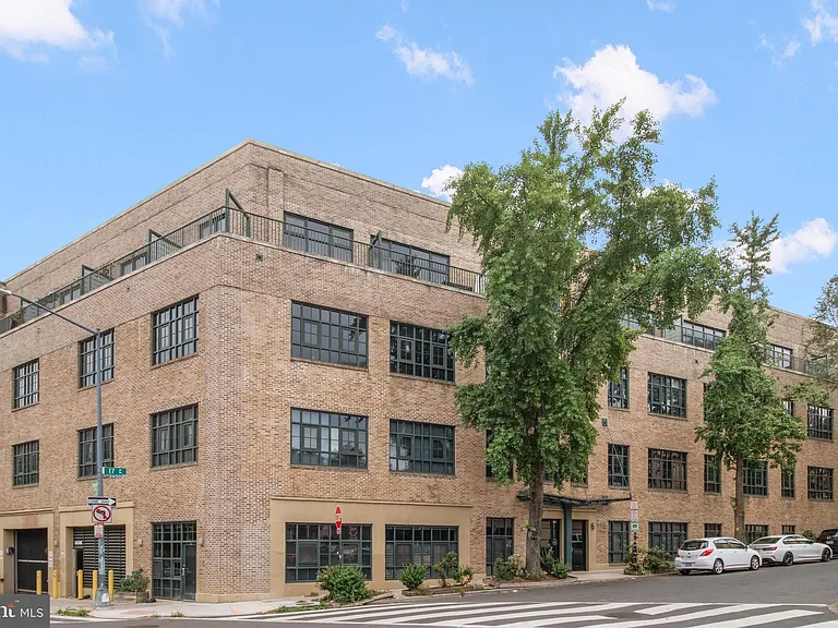 1701 Kalorama Rd NW #312 — Photo 21