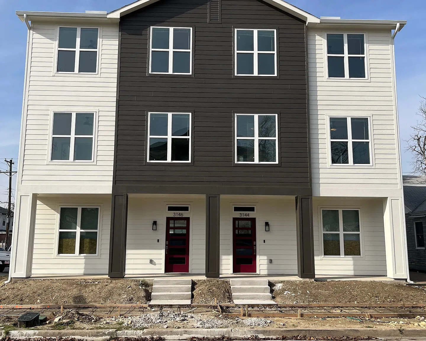 TCU 6 bedroom duplex — Photo 2