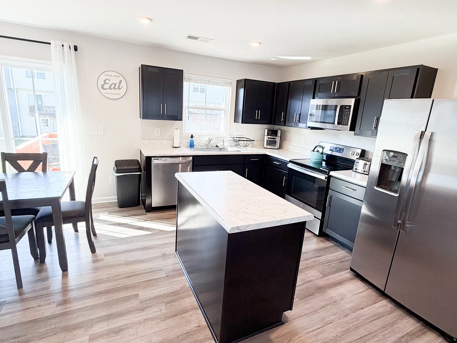 204 Maple Forge Trl — Photo 2